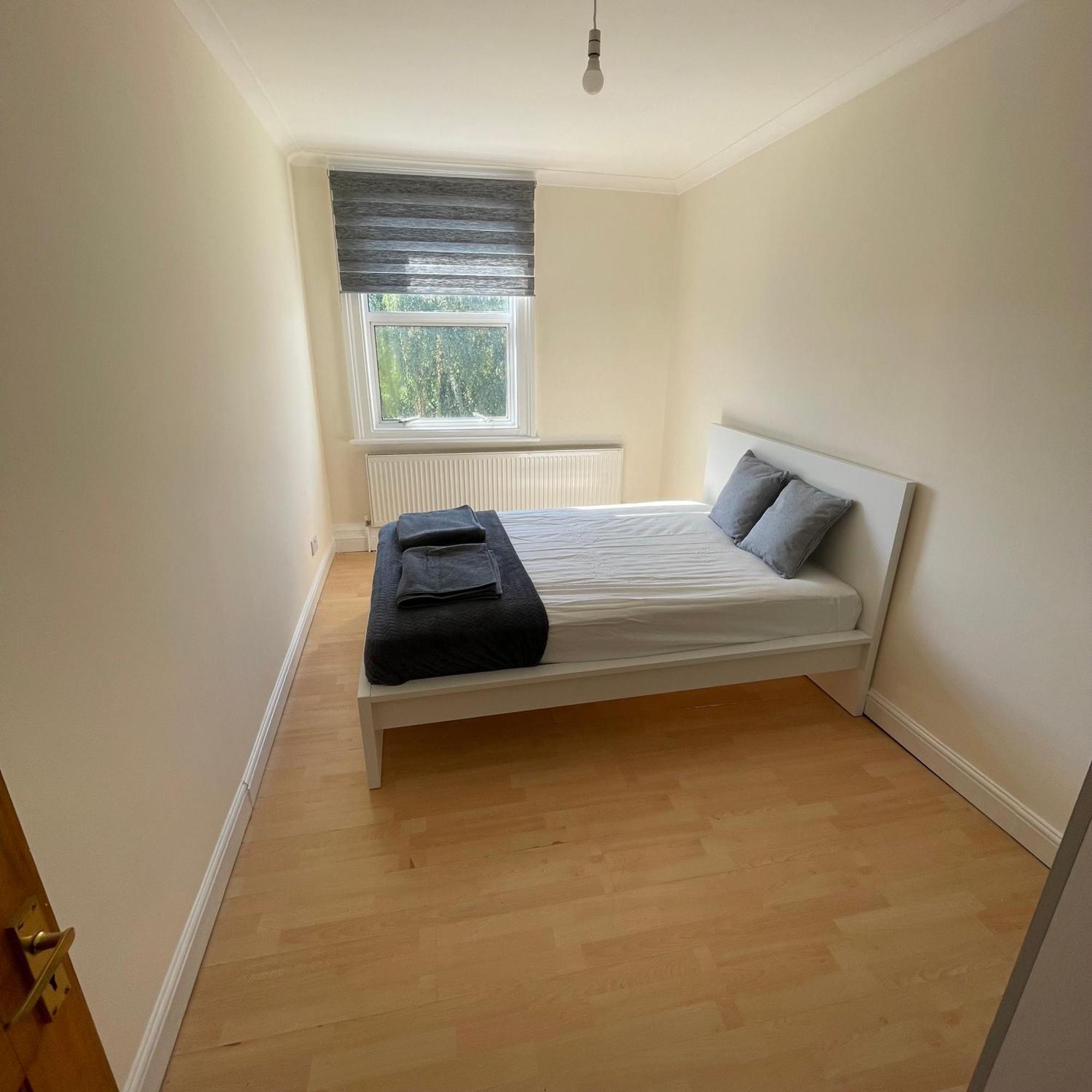 Entire 3 Bedroom Home - Minutes To Emirates Stadium! Лондон Экстерьер фото